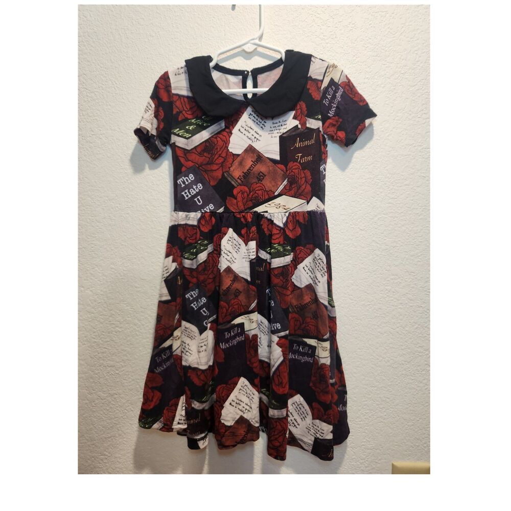 The Twisted Lily Girls 5/6 Fit & Flare Knee Dress Floral Books Print Collar